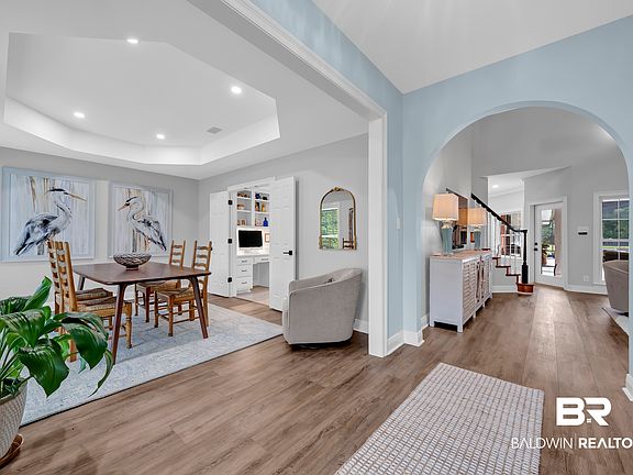 4th image of 8087 Bay View Dr