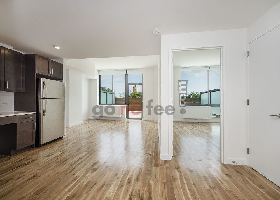 1st image of 14736 94th Ave APT 2C