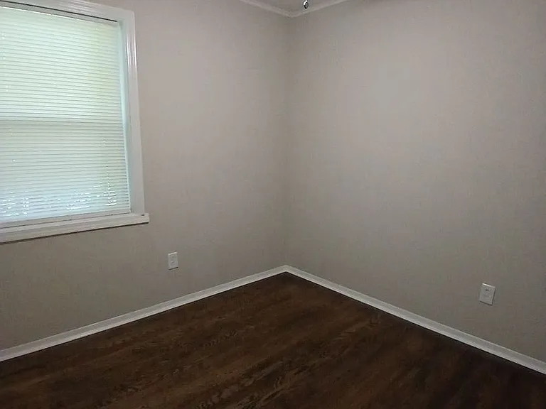 519 Simpson Ave #2 — Photo 7