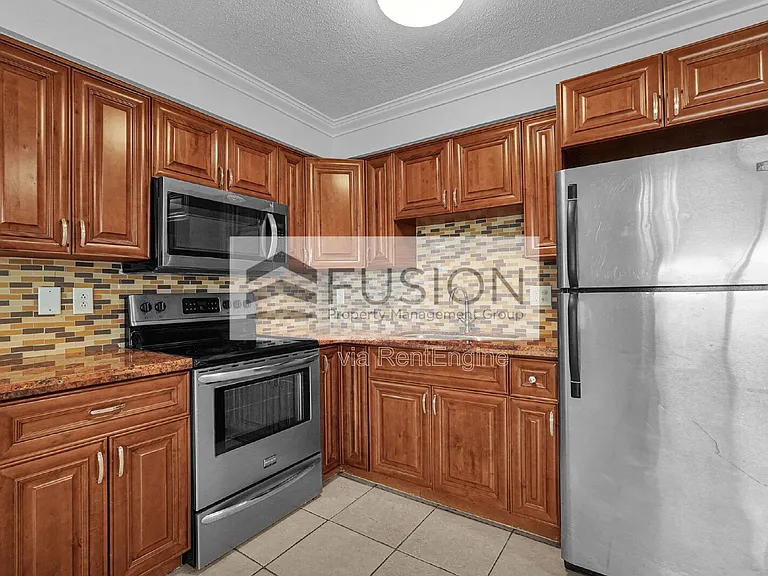 700 Atlantic Shores Blvd #8 — Photo 7