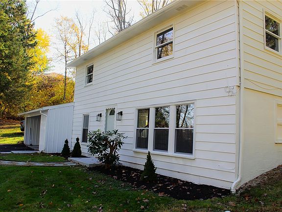 2nd image of 260 Cloverleaf Dr