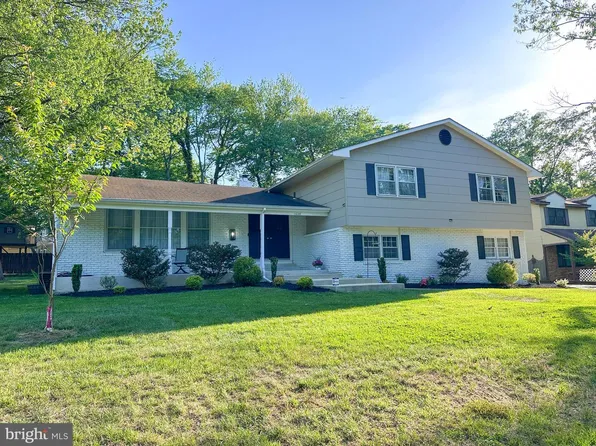 1028 Cardinal Ln, Cherry Hill, NJ 08003