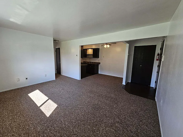 1875 Michigan Ave #C-1 — Photo 2