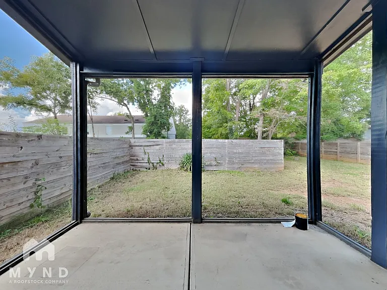 1214 Garner Rd — Photo 12