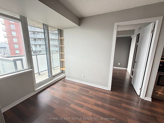5th image of 20 Joe Shuster Way Unit 1017