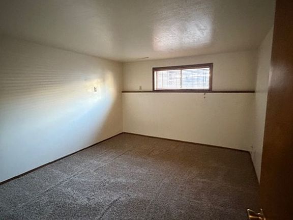4th image of 1197 10th Ave E