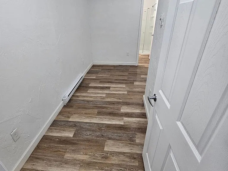 100 N Lake St — Photo 11