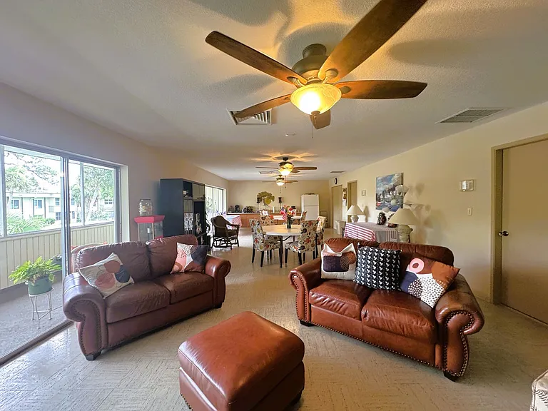 21300 Brinson Ave #113 — Photo 27