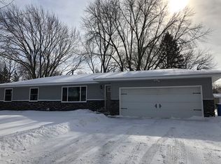 715 16th St SE, Owatonna, MN 55060