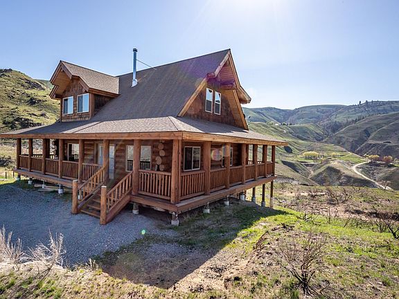 37 Box Canyon Road_SMALL-27