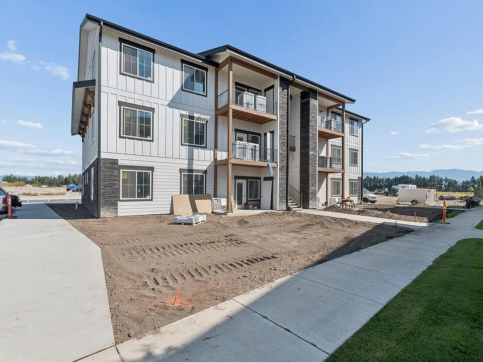 Eagle Valley Ranch Apartments
