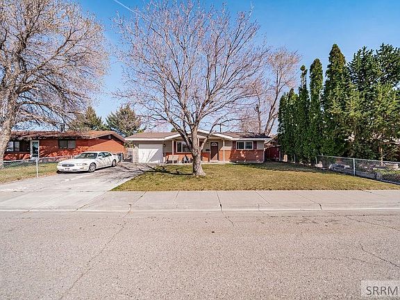 4th image of 794 Anthon Ave