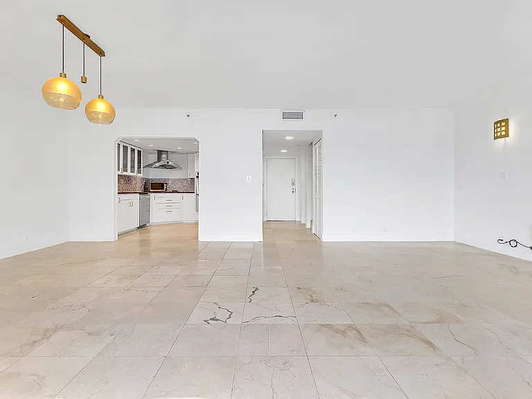 1541 Brickell Ave #105 — Photo 10