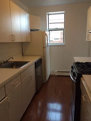 Rented by Real Broker NY LLC | media 22