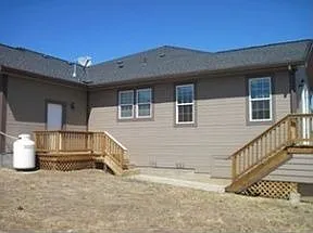1134 Discovery St photo 1