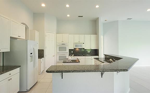 3rd image of 11881 Osprey Pointe Cir