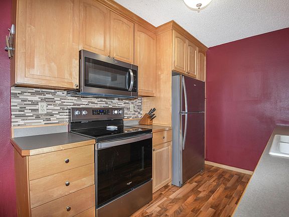 4th image of 1513 28th Ave S