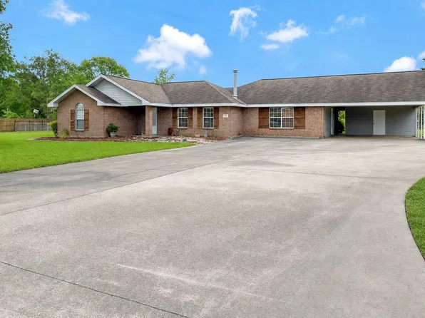 583 Augustine Dr, Lake Charles, LA 70611