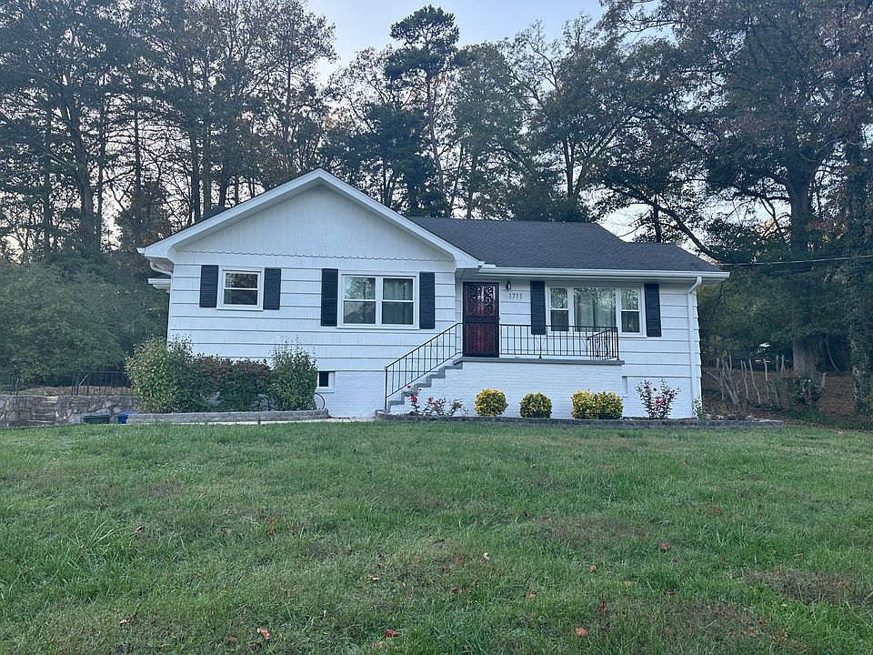 1st image of 1711 S Seminole Dr