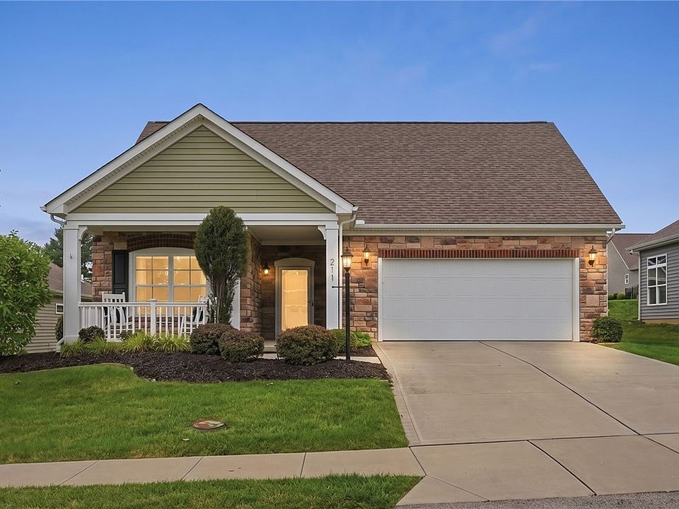 1st image of 211 Bridle Ln