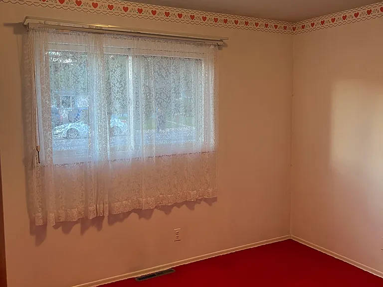 1402 W Hill Rd — Photo 13