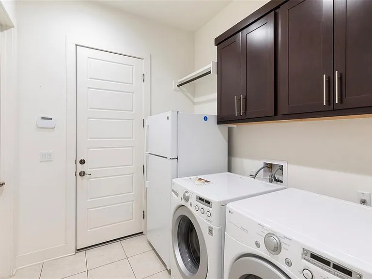 12905 Padua Dr — Photo 18