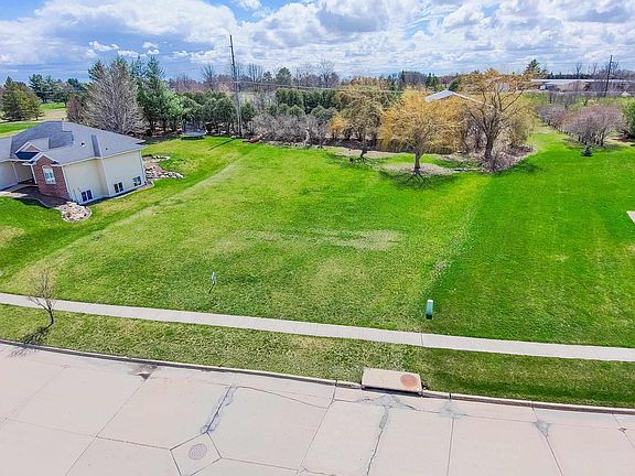 4th image of 3904 Pheasant Dr