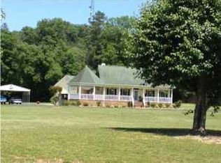 1723 Old Lafayette Rd, Rock Spring, GA 30739