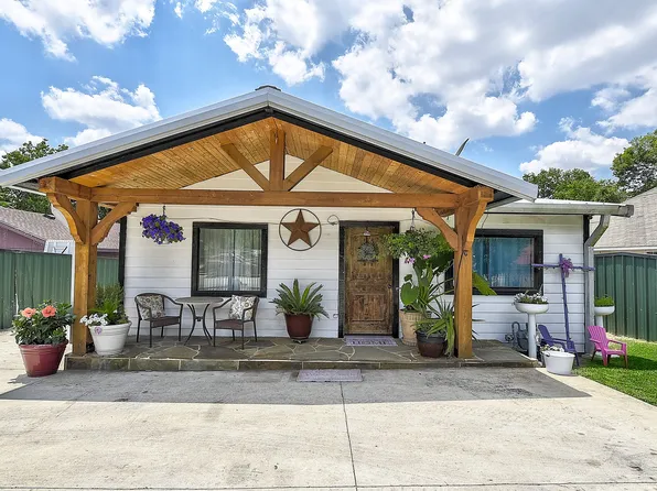 3209 N Terry St, Fort Worth, TX 76106