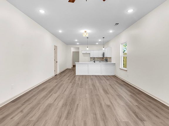 5th image of 708 Bethel Ave Lot 11