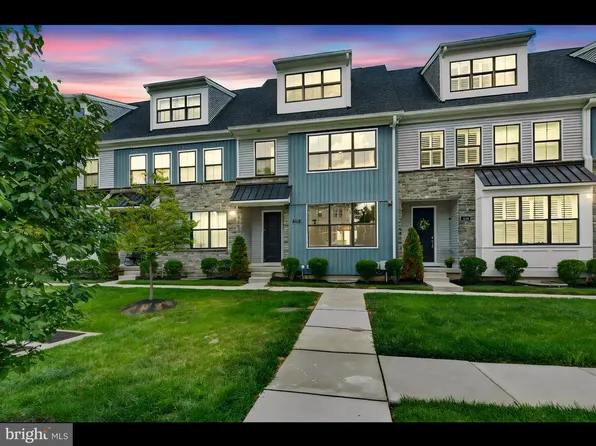 317 Star Tavern Ln, West Chester, PA 19382