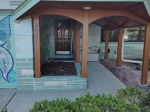 3rd image of 2027 Seton Dr