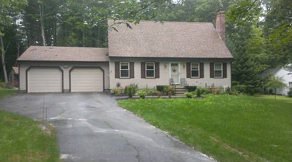 1st image of 10 Whipple Ln