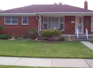 26401 Princeton St, Saint Clair Shores, MI 48081