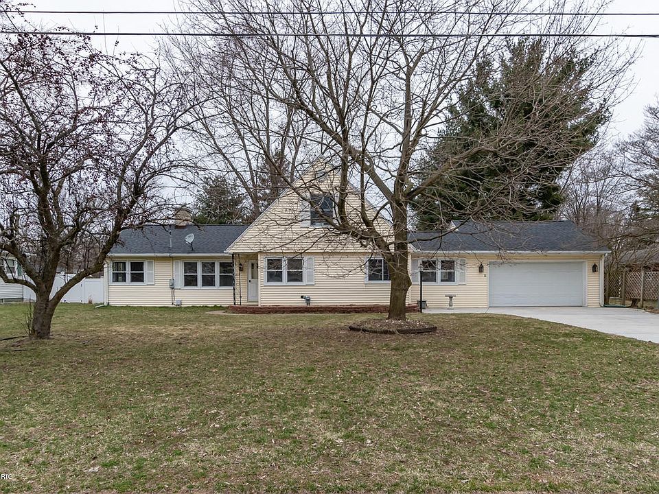 1st image of 1411 Applecroft Ave