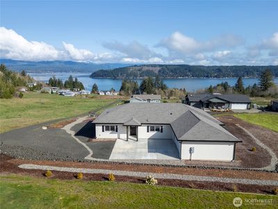 151 E Stairs Way, Union, WA, 98592