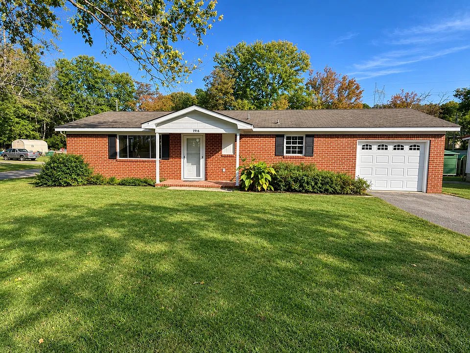 1916 Westside Dr NW