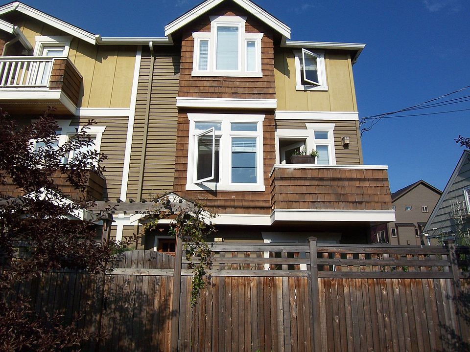 Greenlake Townhome