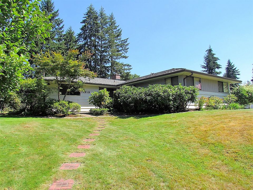 1st image of 9417 120th St E