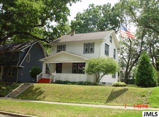 719 Oakdale Ave, Jackson, MI 49203