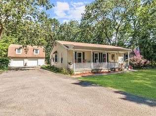 96 Willow Dr, Jackson, NJ