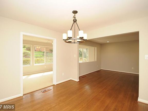 4th image of 3117 Wynford Dr