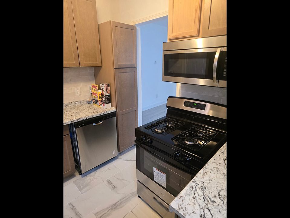 1st image of 1975 Pasadena St Unit A