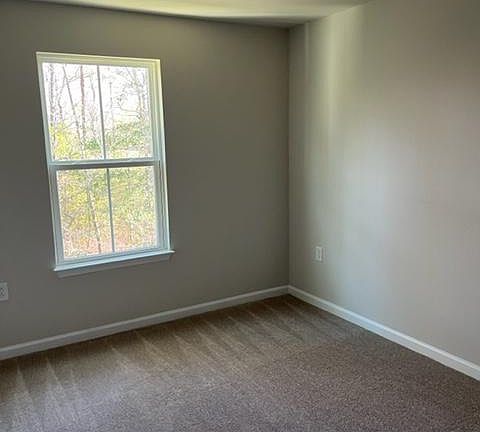 5th image of 139 Capeside Ct #3B