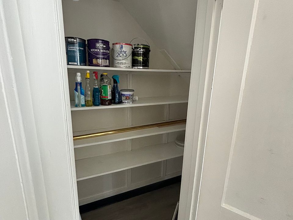 Kitchen Pantry