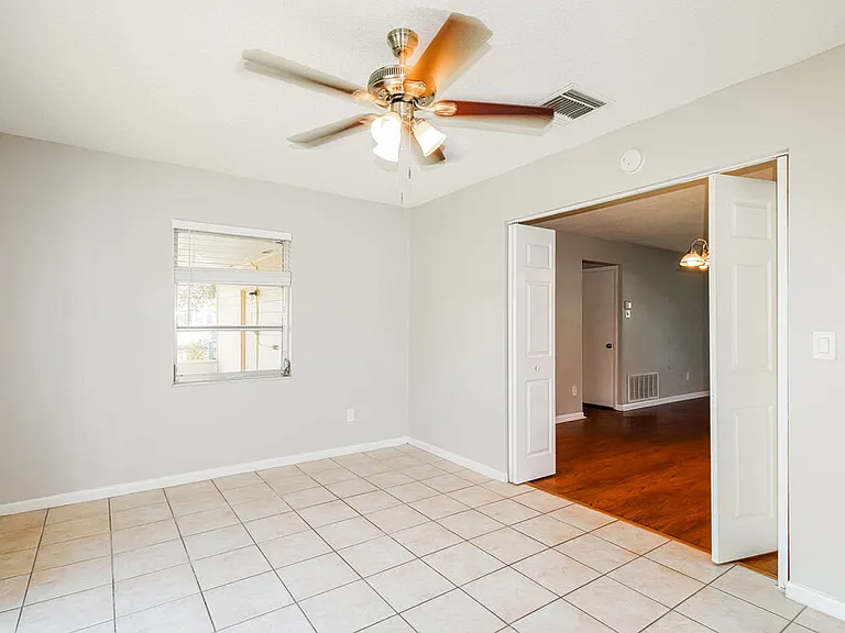 9350 Bayside Ct — Photo 9