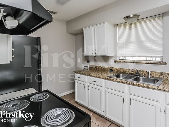 5th image of 6115 Flagstaff Dr