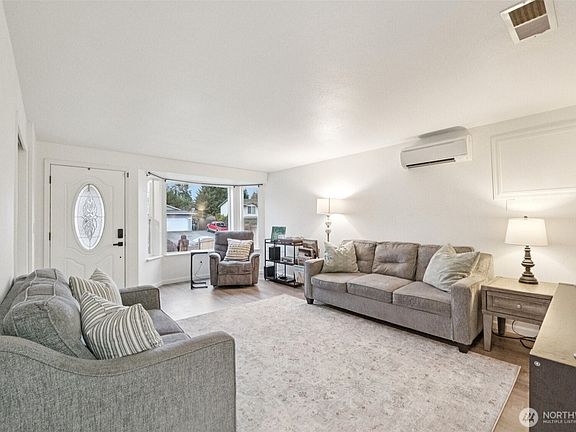 4th image of 12027 157th Street Ct E