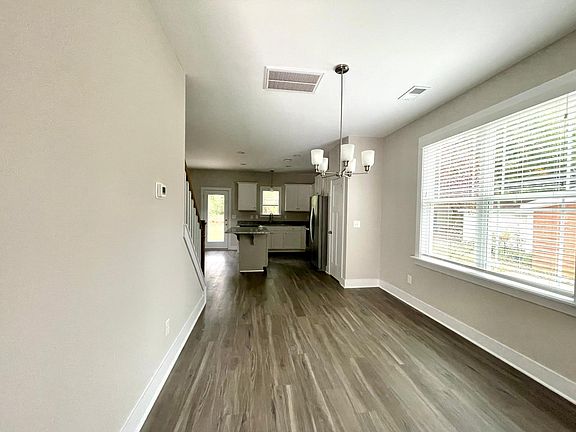 2nd image of 411 Barbour St