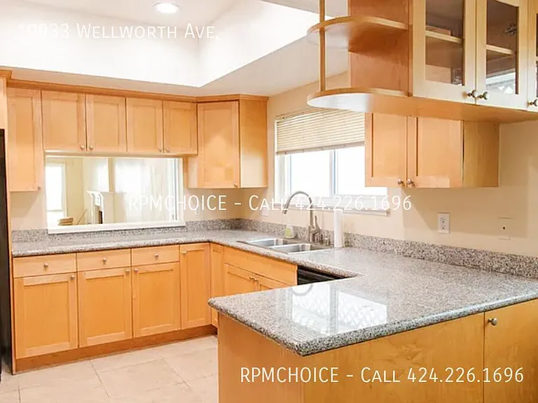 10933 Wellworth Ave — Photo 9